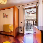 Gelsomino Stone House By Halldis Apartament *