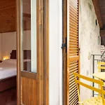Gelsomino Stone House By Halldis Apartament *