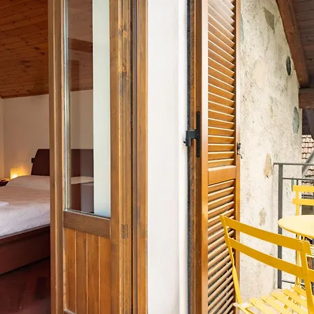 Gelsomino Stone House By Halldis Apartament *