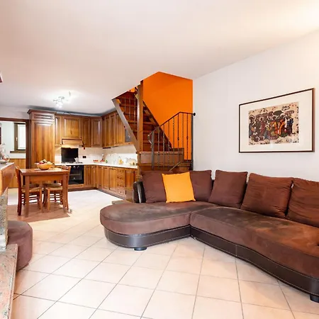 Апартаменты Gelsomino Stone House By Halldis *