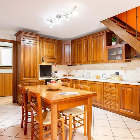 Gelsomino Stone House By Halldis Apartamento Stazzona