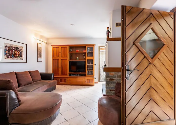 Апартаменты Gelsomino Stone House By Halldis Stazzona