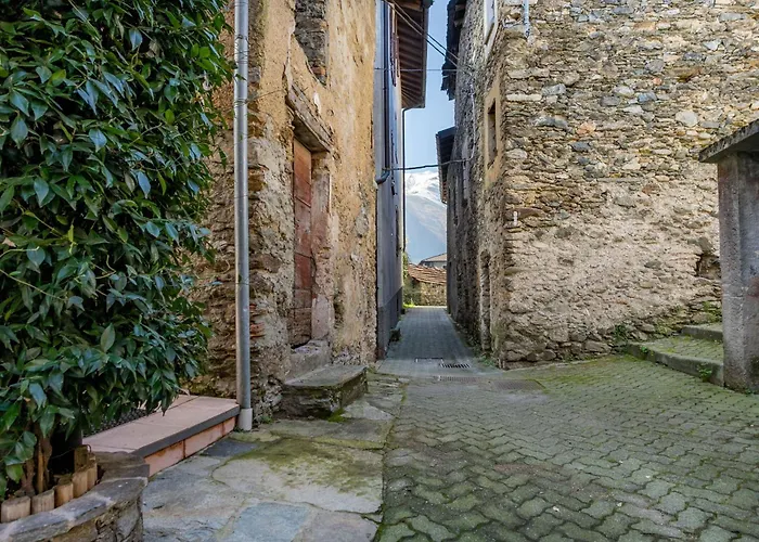 Апартаменты Gelsomino Stone House By Halldis